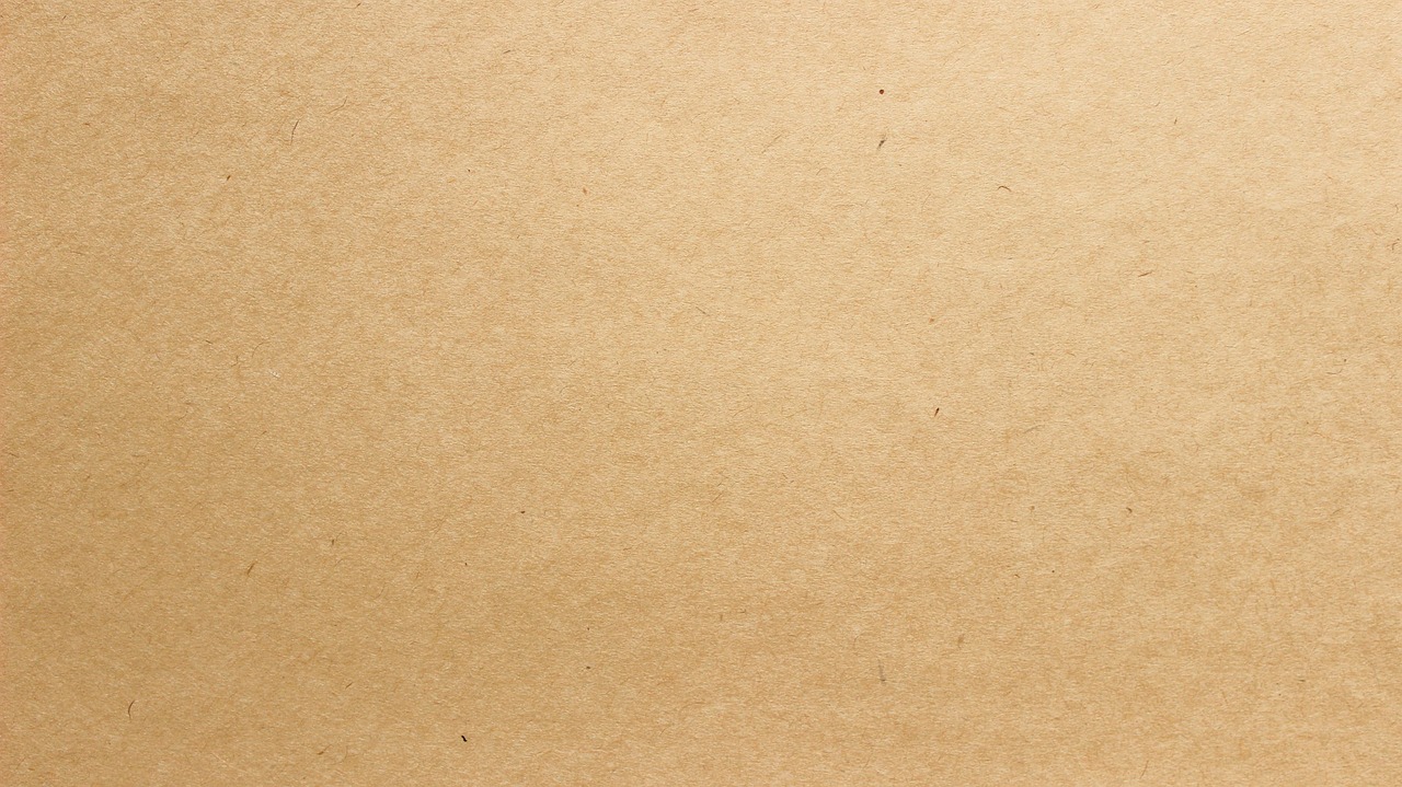 Reciklabilne kartonske transportne kutije od kraft kartona i recikliranog papira za ekološku ambalažu